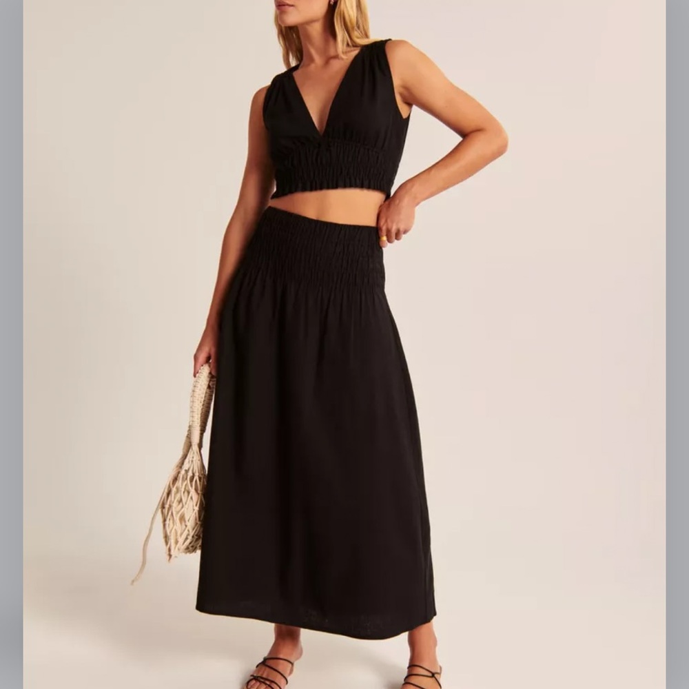 Abercrombie Linen-Blend Set - Ruched Waist Maxi Skirt and Wide Set Strap Top XS